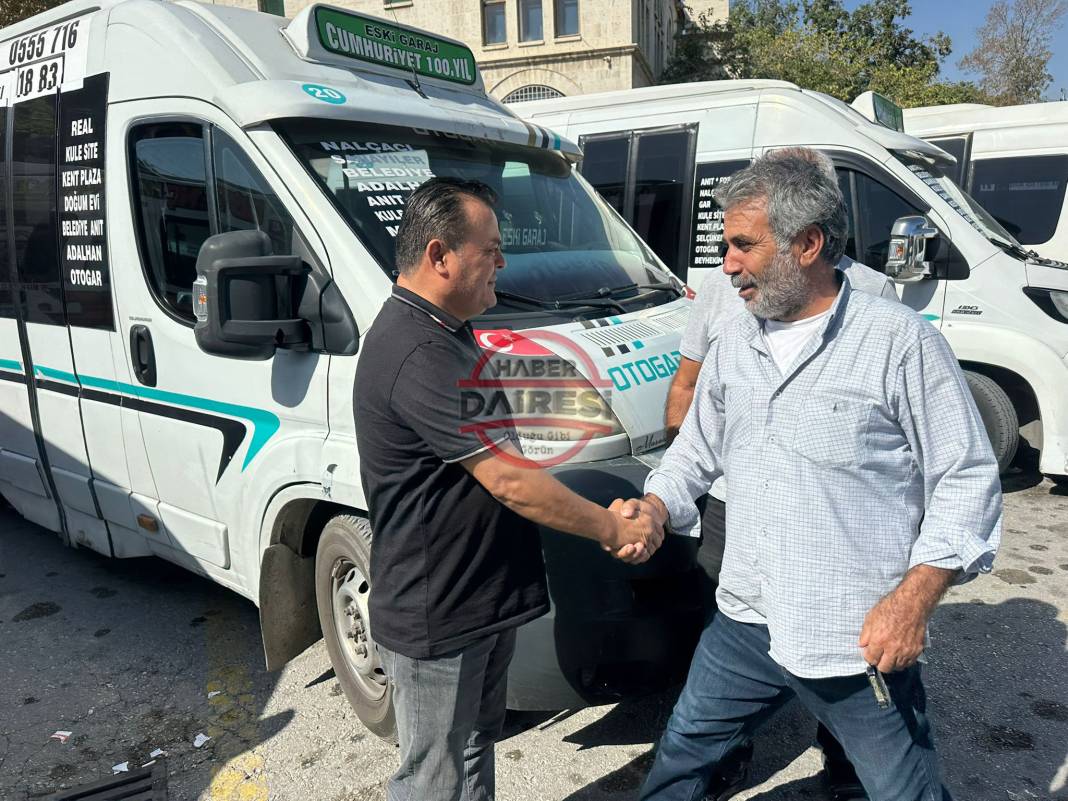 Konya’da yolcusu kalp krizi geçiren dolmuşçu direksiyonu hastaneye kırdı 11